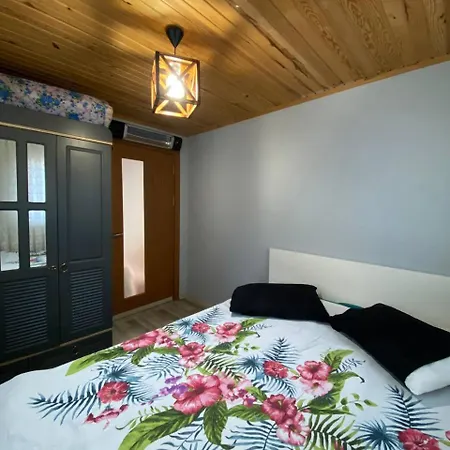 Harika Manzarali Havuzlu Hotel